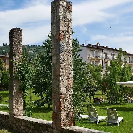 Belvedere *
