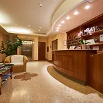 Belvedere Hotel Torri Del Benaco