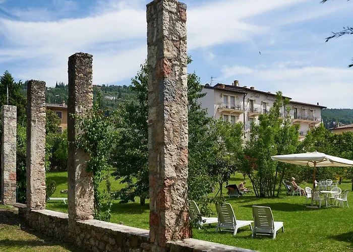 Belvedere *